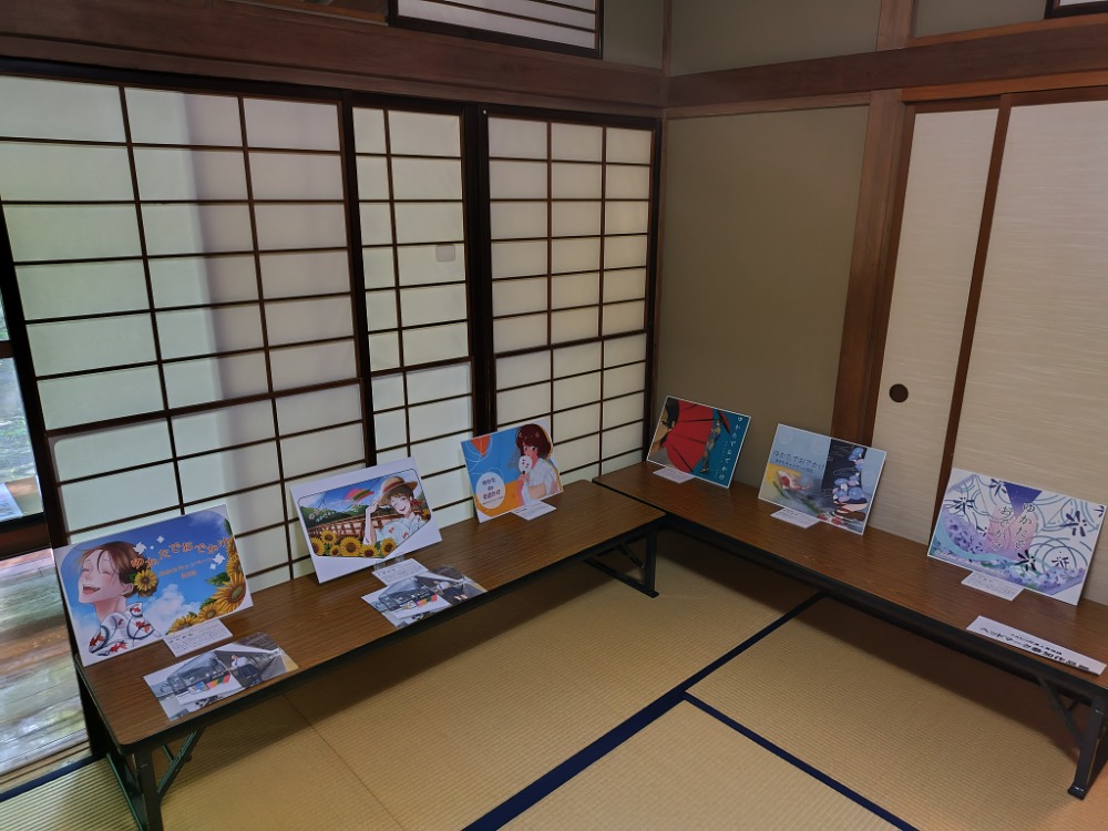 池上百竹亭で上高地線ヘッドマーク参加作品展